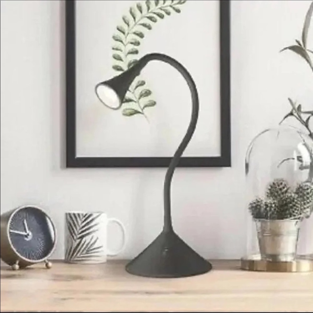 Sunbeam LED desk lamp